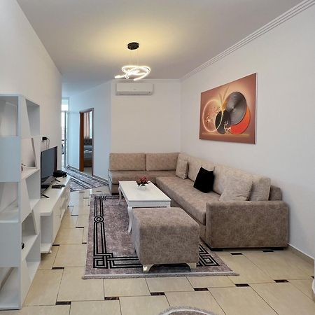 Tirana City Rental Apartments Екстер'єр фото