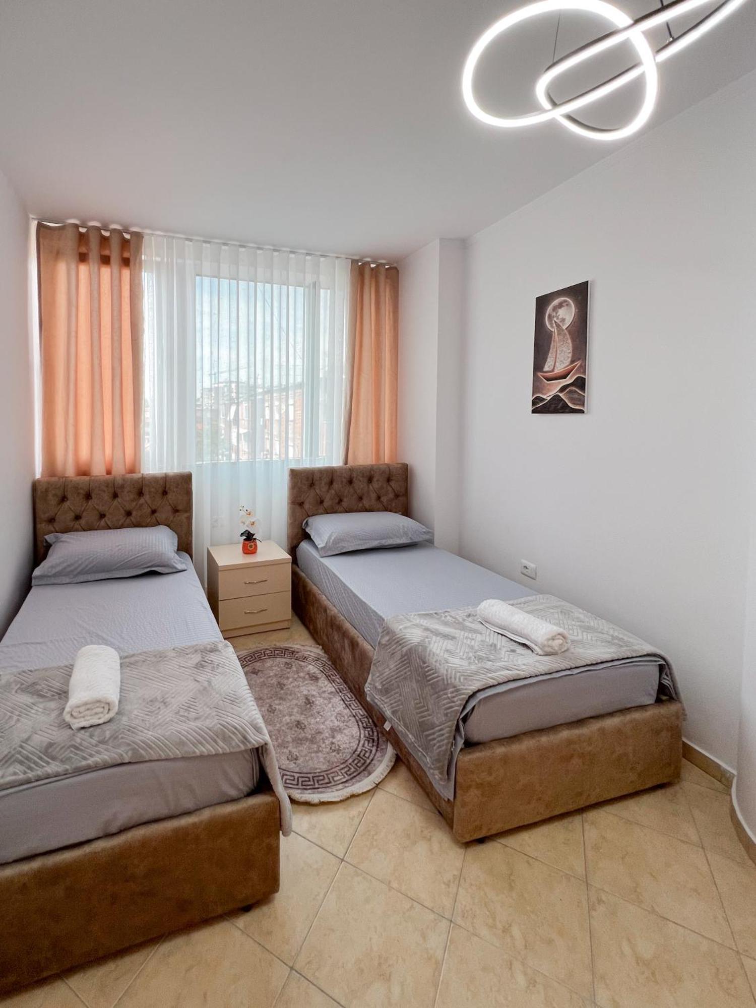 Tirana City Rental Apartments Екстер'єр фото