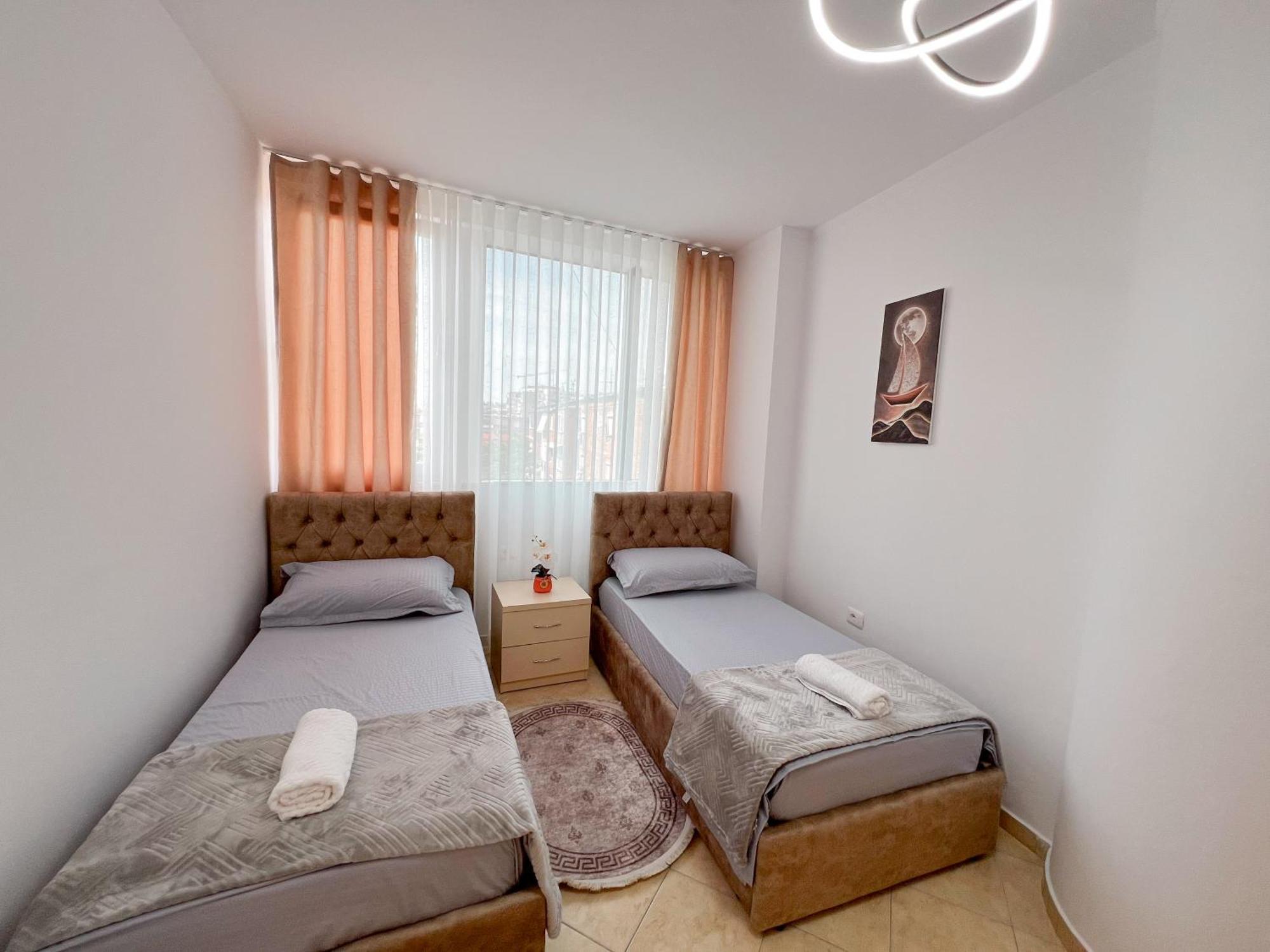 Tirana City Rental Apartments Екстер'єр фото