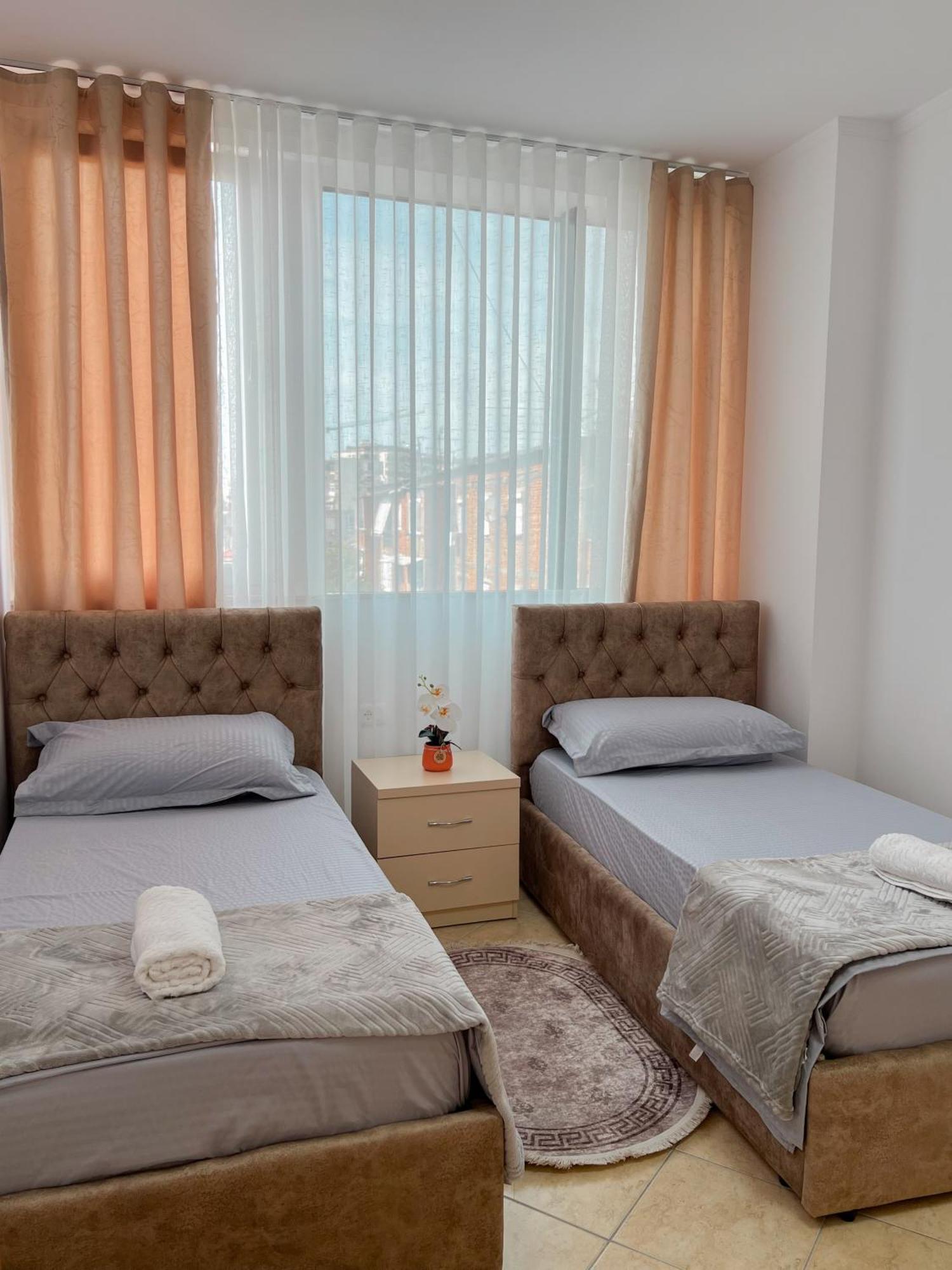 Tirana City Rental Apartments Екстер'єр фото